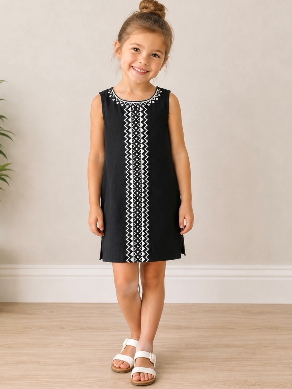 Gap Black and White Sleeveless Dress Size 5